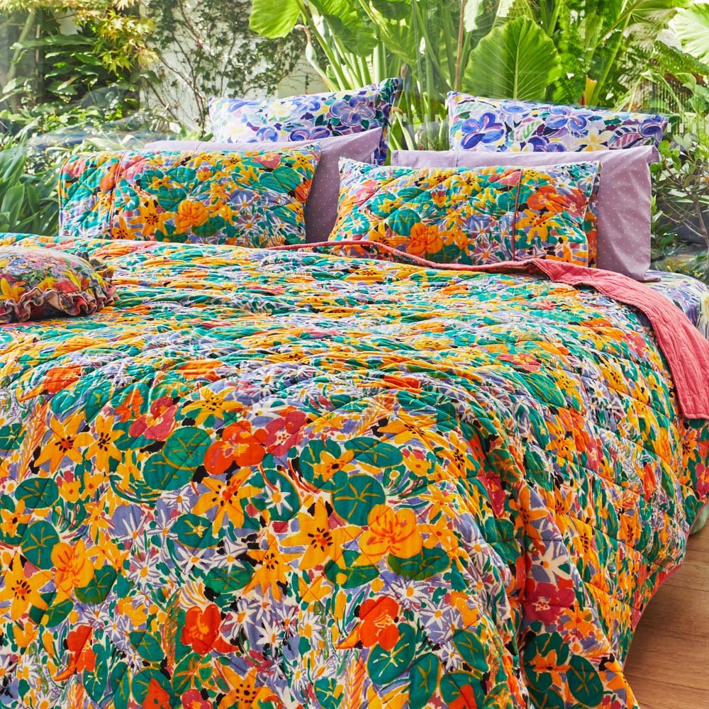 Nasturtium Quilted Bedspread Adults bedding